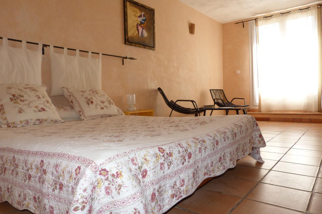Rognes Le Mas De Pie Caud Bed & Breakfast エクステリア 写真